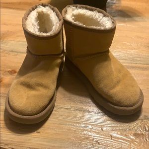 Ankle UGG boots
